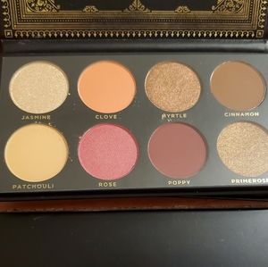 Ace Grandiose Pallete